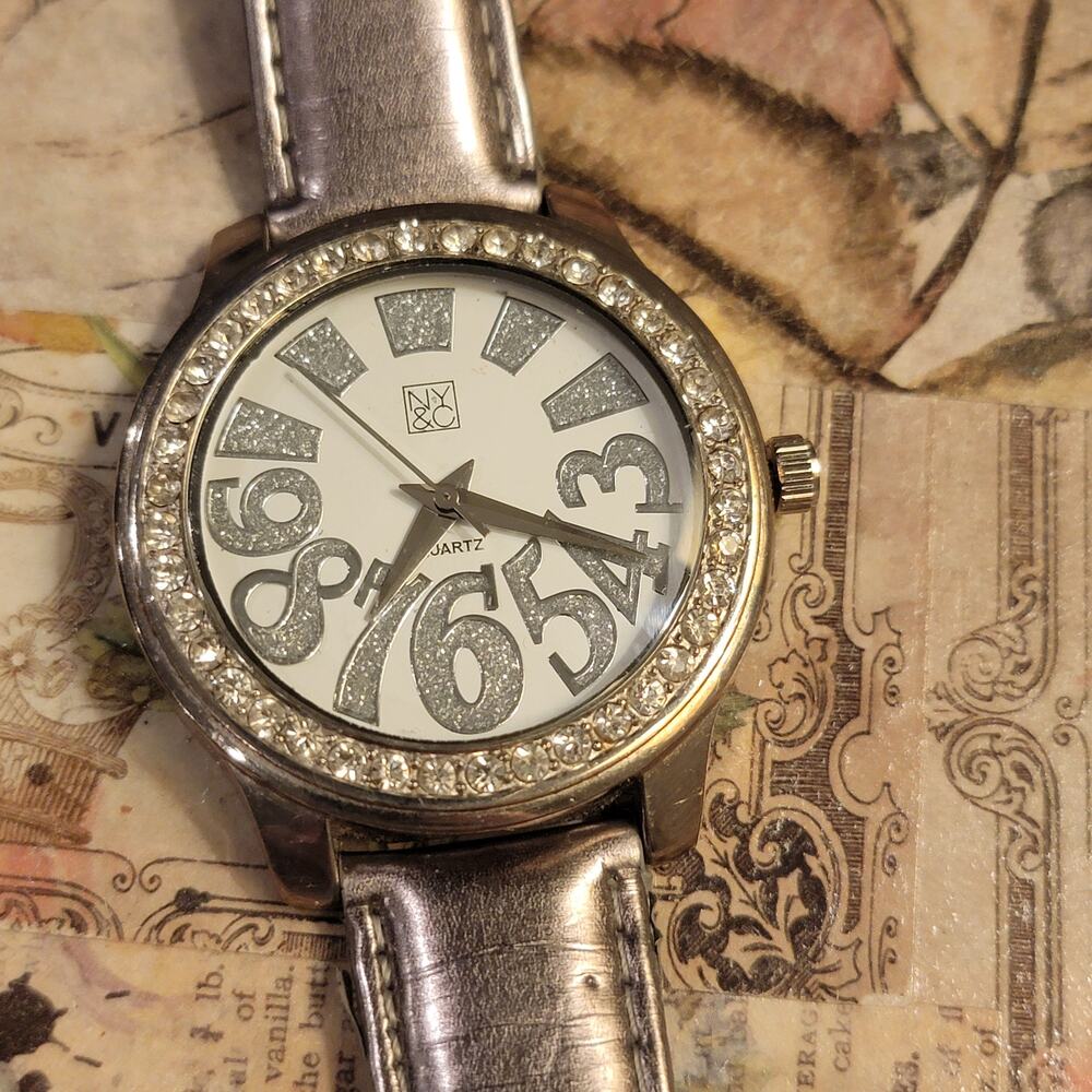 Vintage Watch NY&C Glitter Dial Quartz Rhinestone Bezel Silver Strap Japan Movt